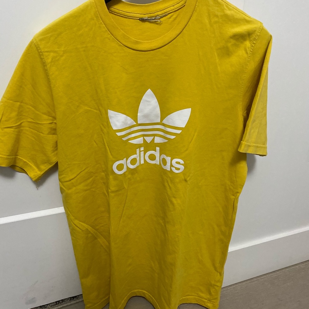 Adidas yellow tee shirt